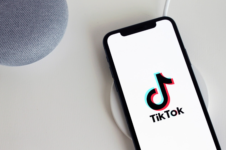 TikTok's 11th Hour: A Deadline, a Debate, and a Dose of Doubt